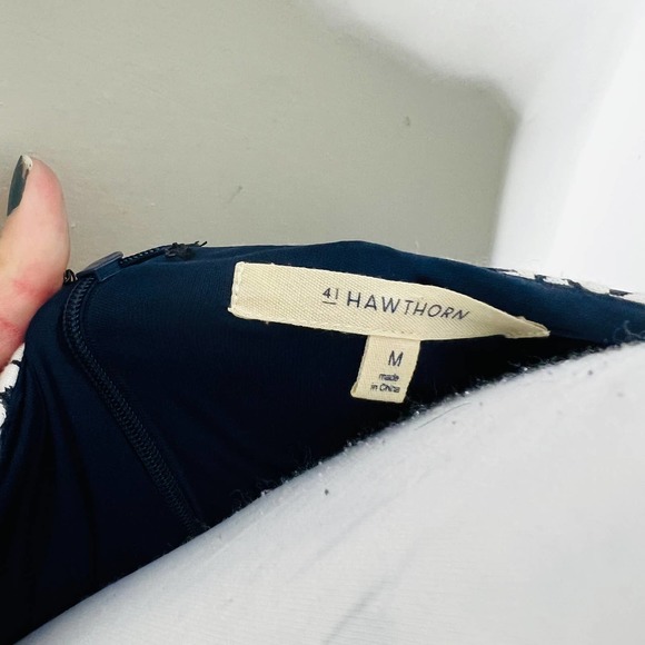 41 Hawthorn Dress MEDIUM Blue & White Short Sleeve Knit Fit & Flare V-Neck Zip - Picture 5 of 6